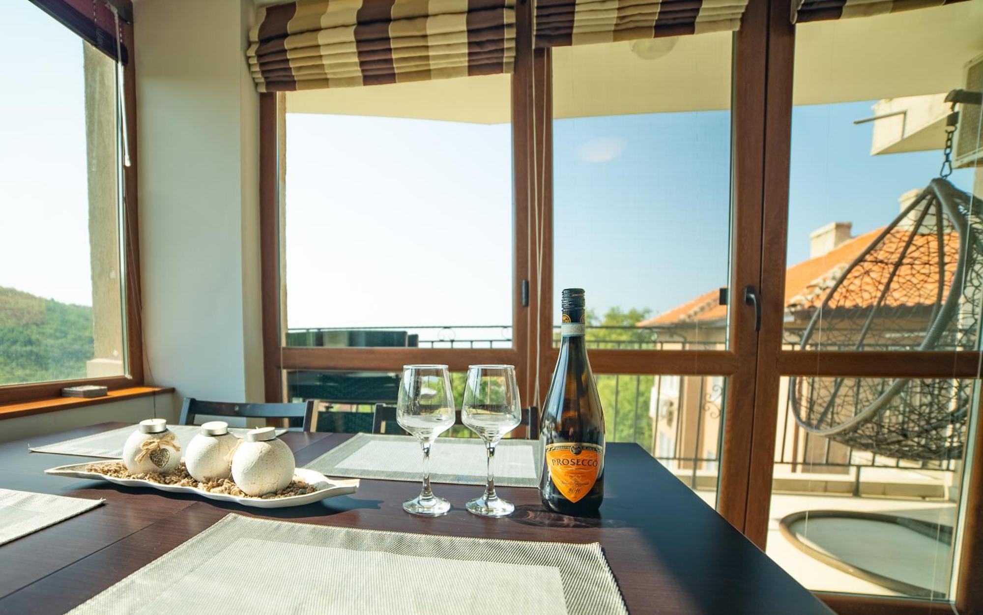 Apartments Vista Balchik Exterior photo