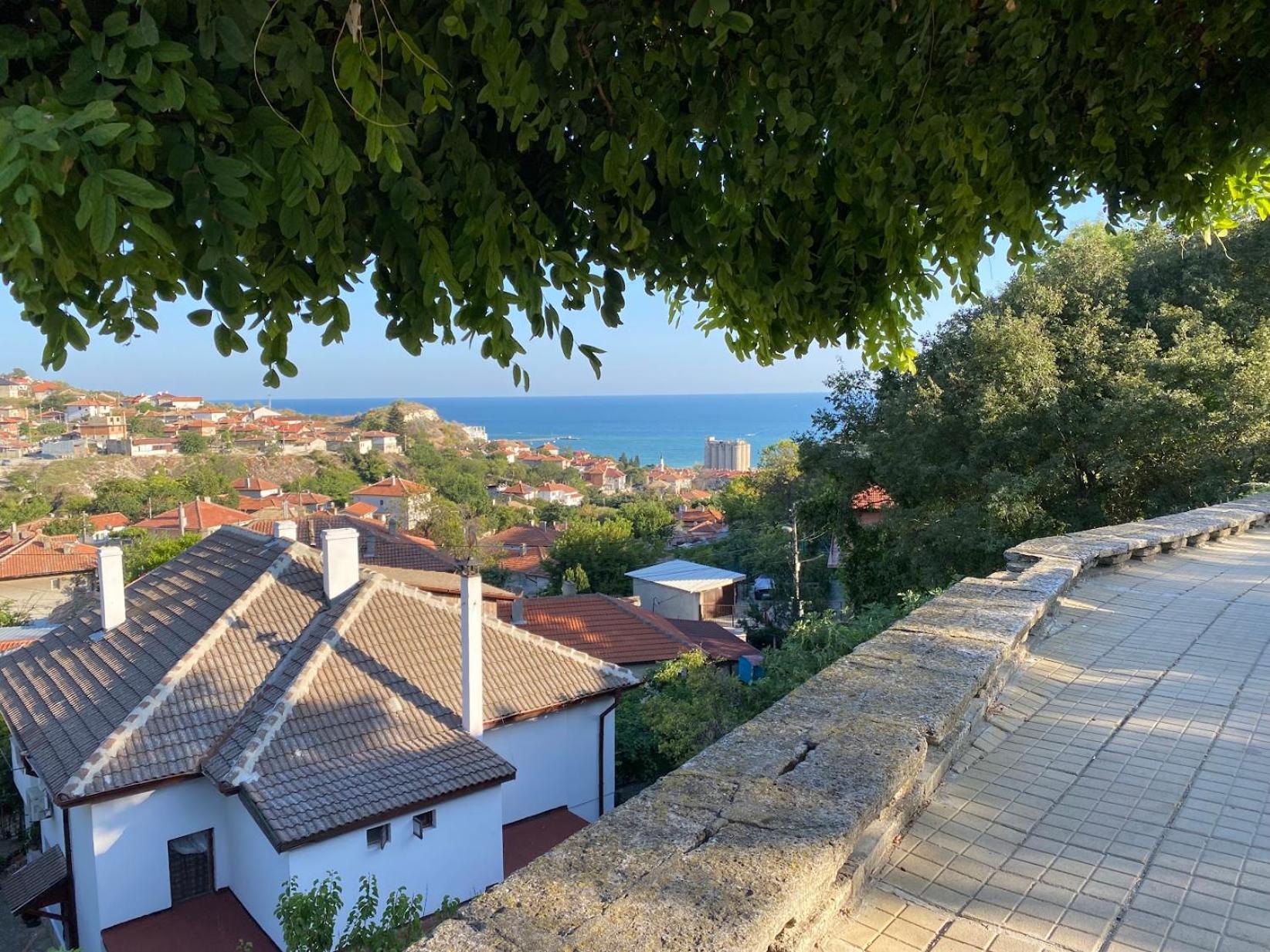 Apartments Vista Balchik Exterior photo